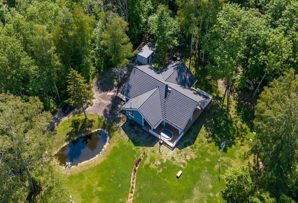 Modern Villa With Sauna & Hot Tub Hiiumaa Exterior foto